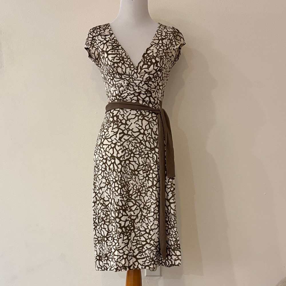 Diane Von Furstenberg Brown and Cream Printed Wrap Midi Dress - SILK KNIT